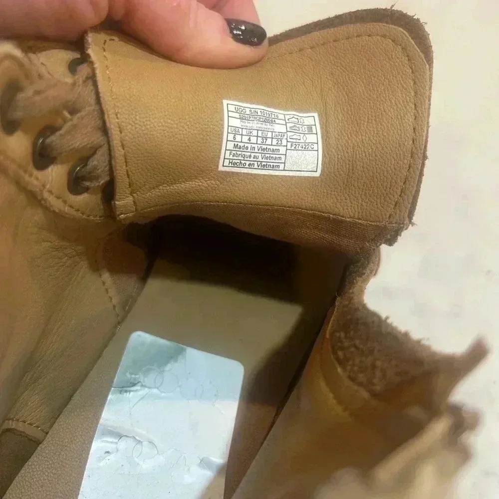 Woman's size 6 Ugg bootie/sneaker chestnut color